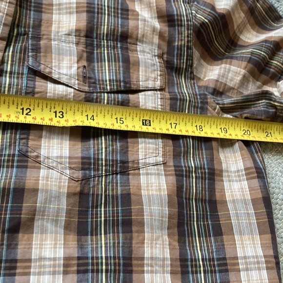 Prana button down size small. - Picture 10 of 10